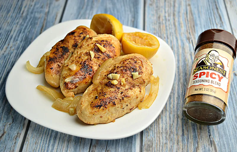 You are currently viewing Spicy Slow Cooker Brown Sugar, Garlic, and Lemon Chicken Breasts