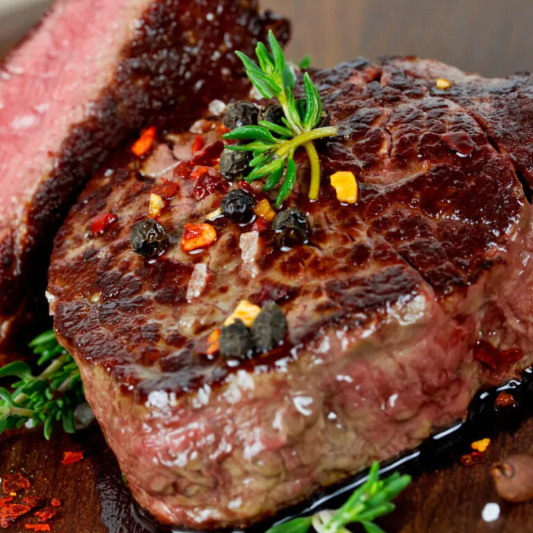 Read more about the article Steak Seasoning That Makes a Nice Flavorful Crust on The Meat