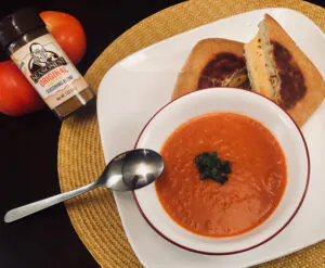 Read more about the article Tomato Basil Soup with Coconut Milk Recipe